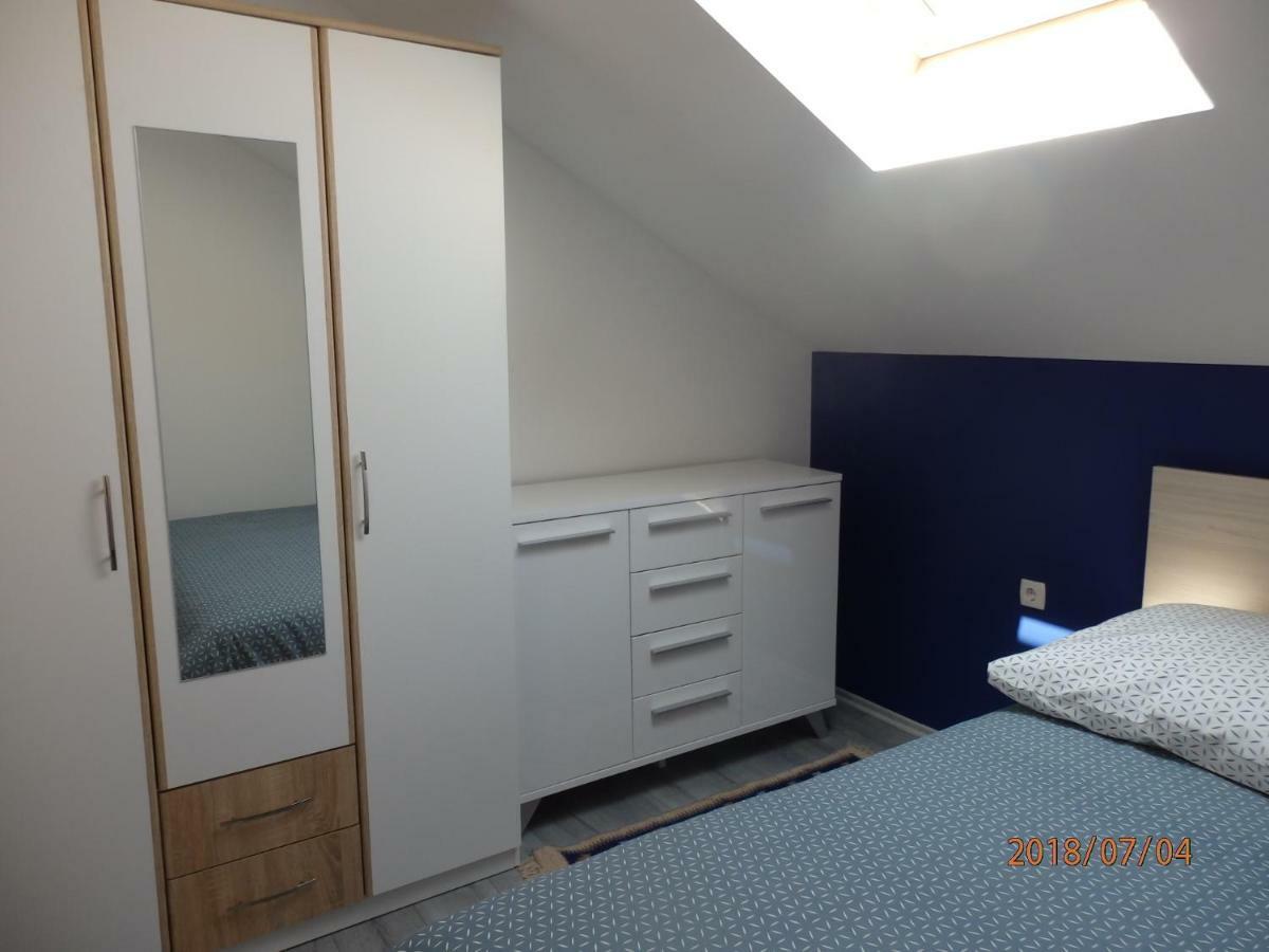 Apartman M&M Milna  Εξωτερικό φωτογραφία