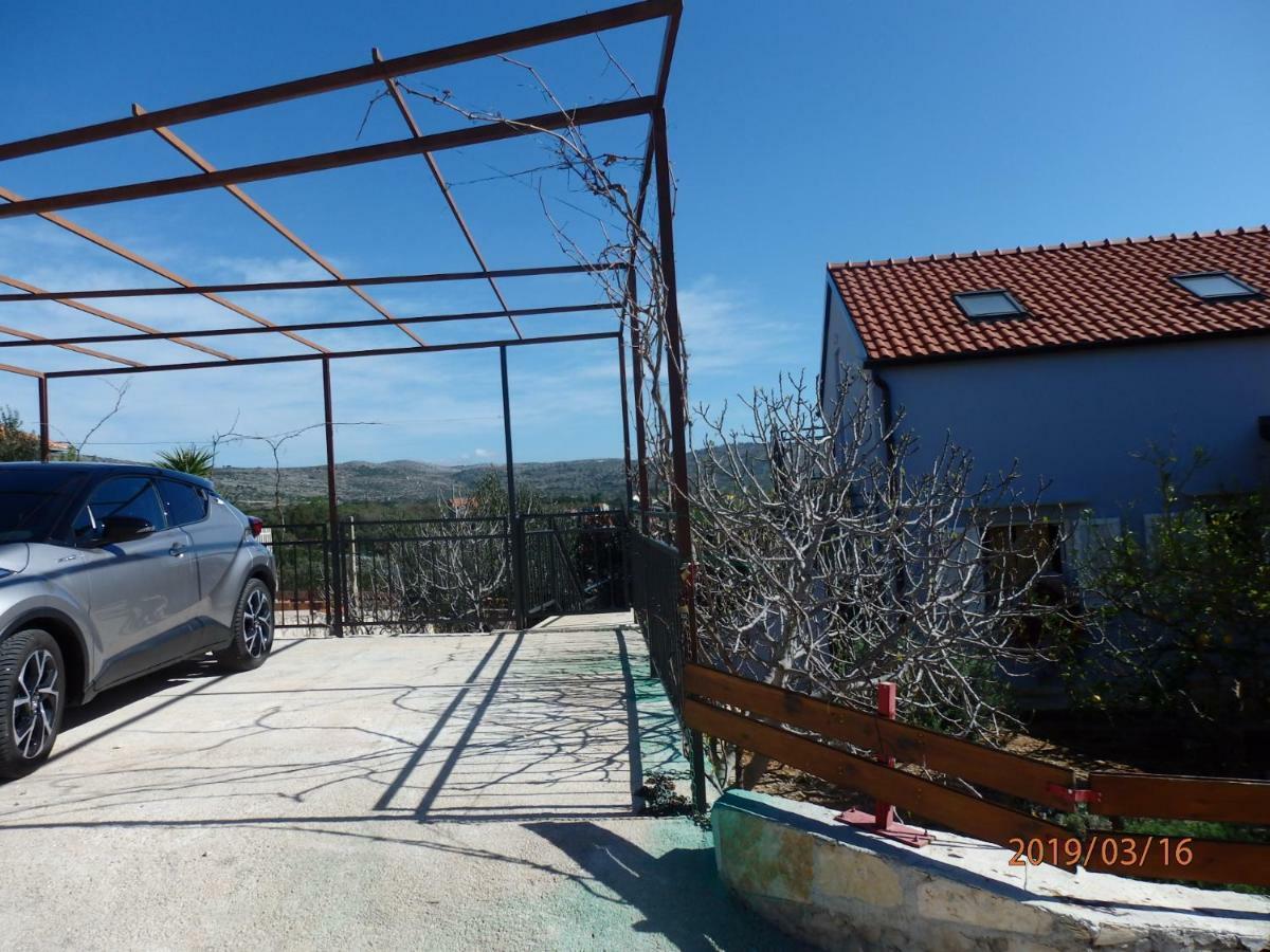 Apartman M&M Milna  Εξωτερικό φωτογραφία